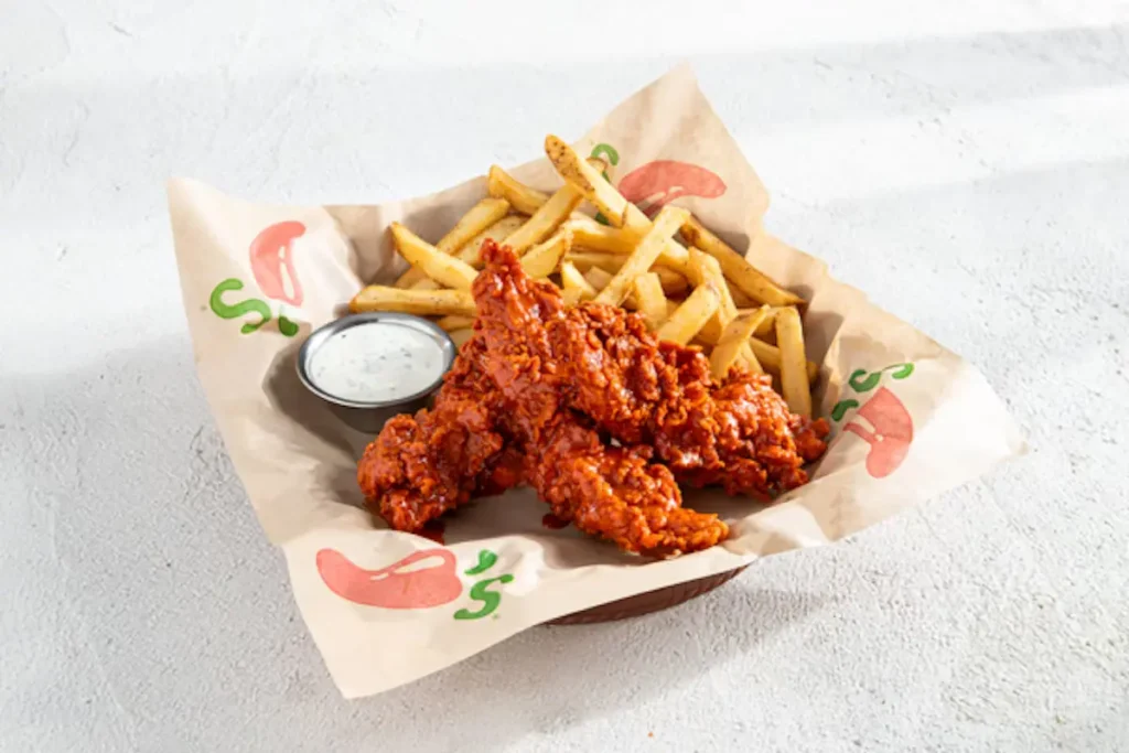 chilis-menu-3ct-Nashville-Hot-Crispers-Combo