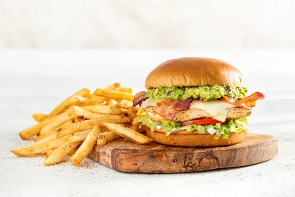 chilis-menu-Bacon-Guac-Grilled-Chicken-Sandwich