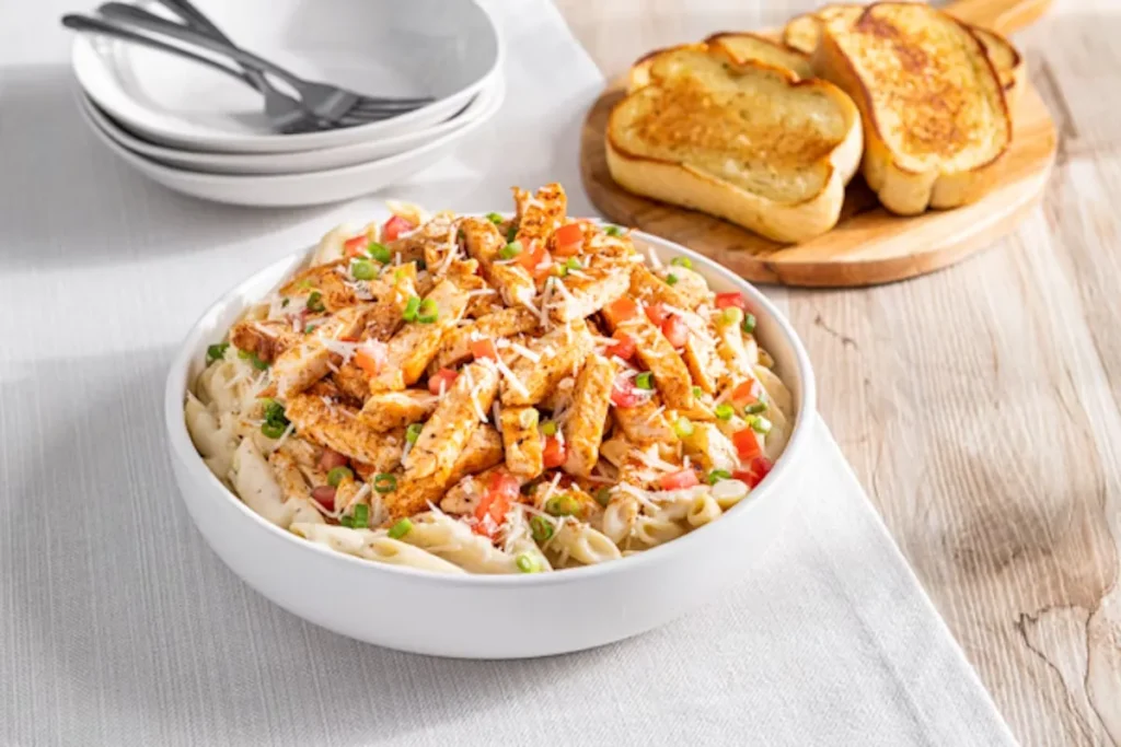 chilis-menu-Party-Platter-Cajun-Chicken-Pasta
