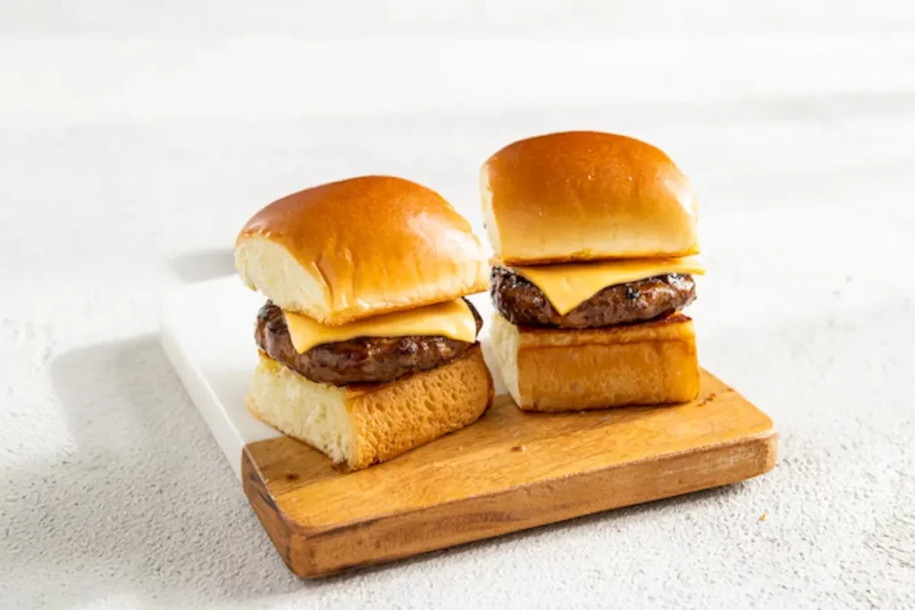 chilis-menu-Pepper-Pals-Cheeseburger-Bites